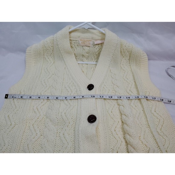 Vintage Women's Sweater Vest Imported By Andrew St. John Smaller Size See... - Picture 6 of 6
